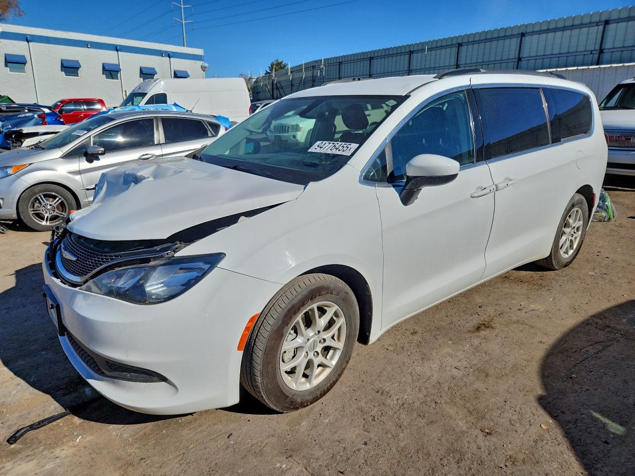 2021 Chrysler Voyager