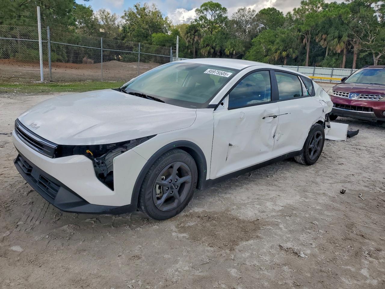 2025 Kia K4