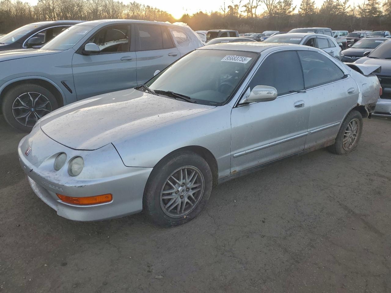 2000 Acura Integra