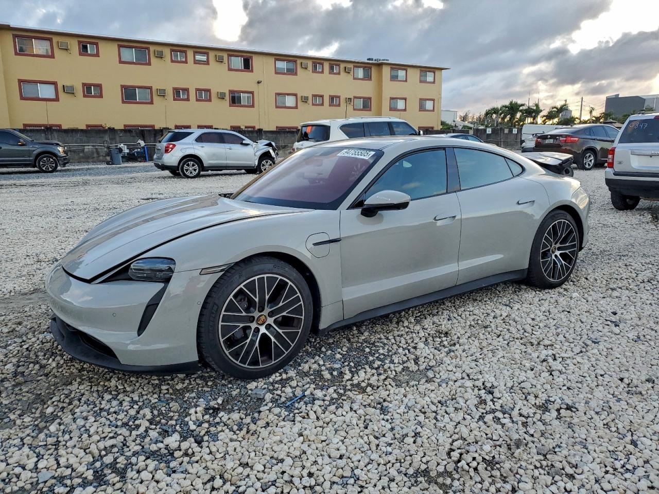 2022 Porsche Taycan