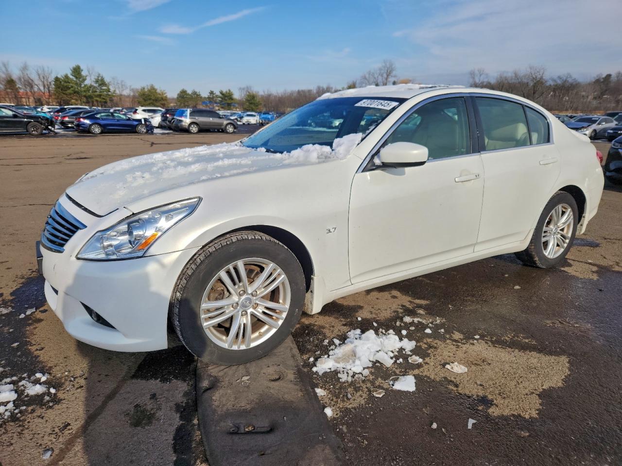 2015 Infiniti Q40