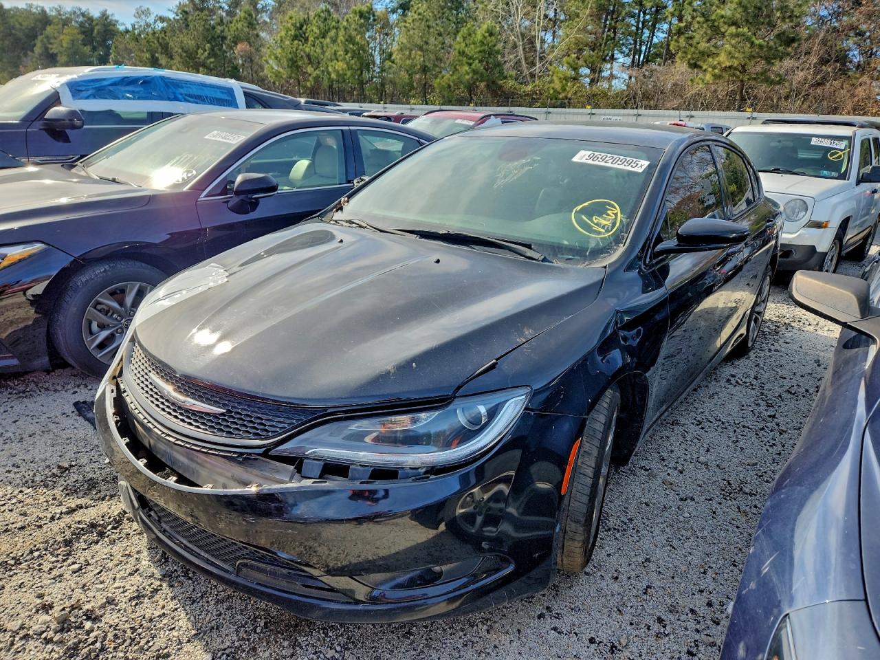 2016 Chrysler 200