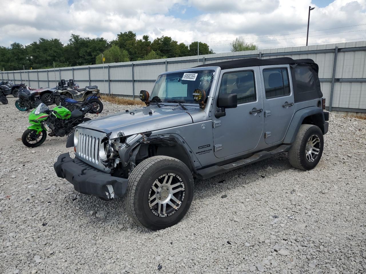 2013 Jeep Wrangler u