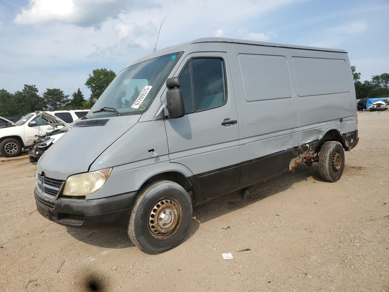 2004 Dodg Sprinter 2500 140" w