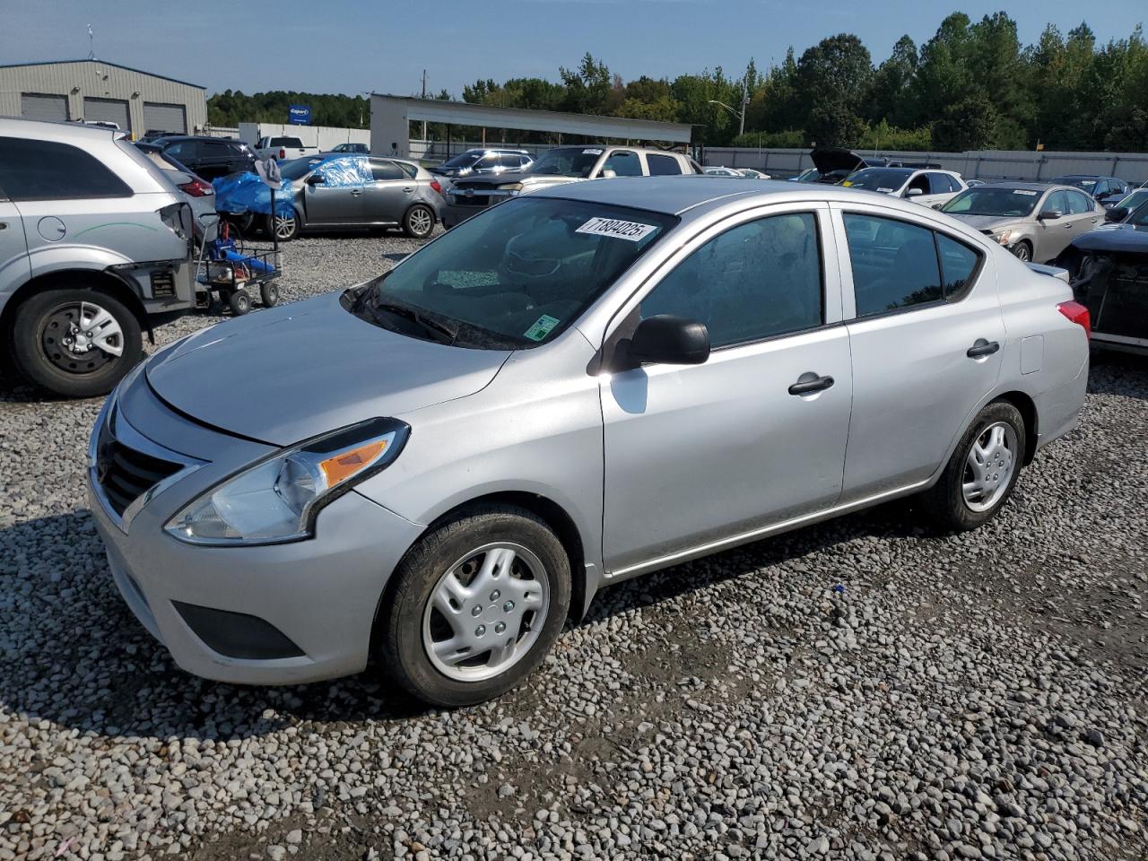 Nissan Versa s