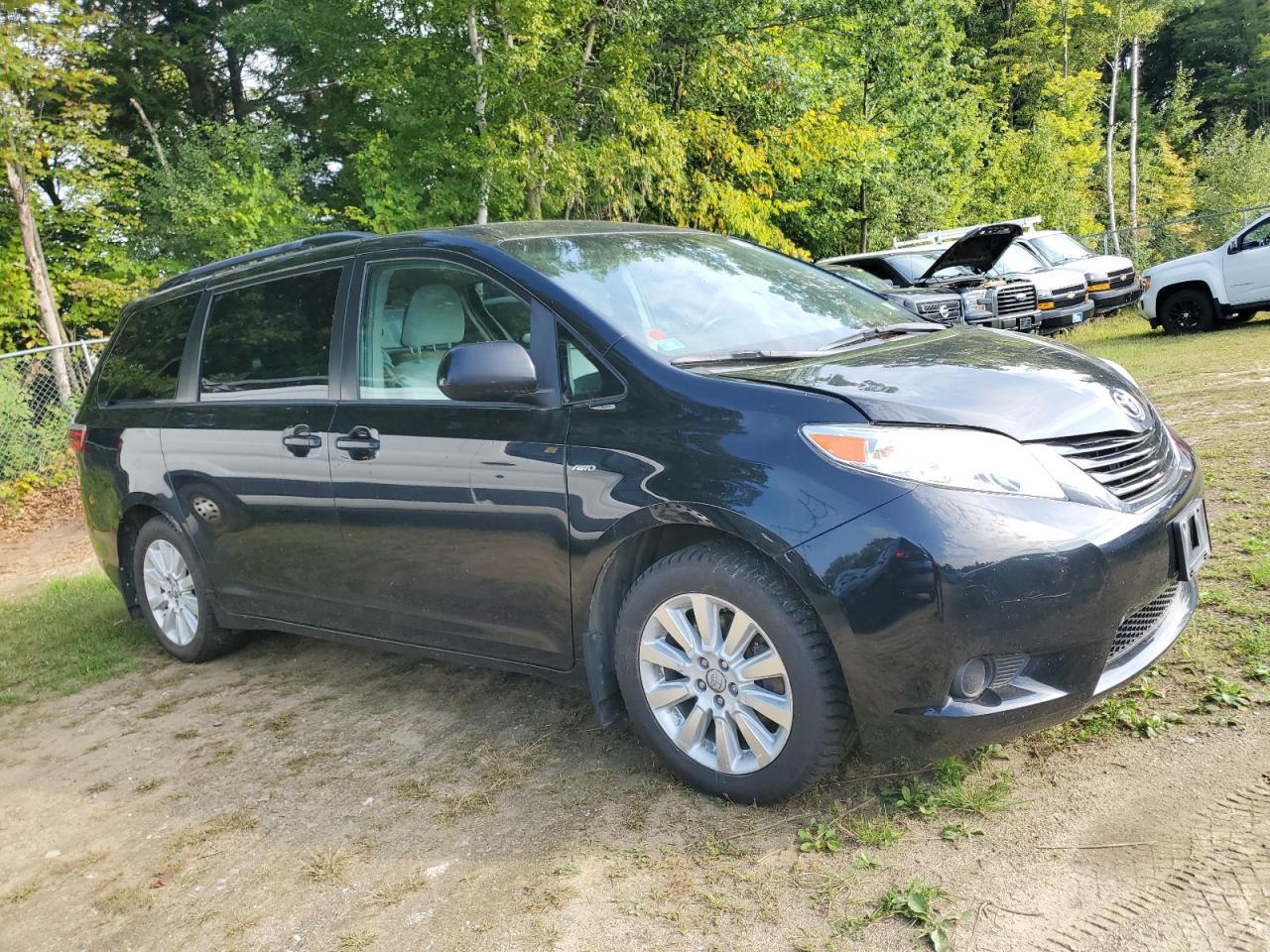 Toyt Sienna le